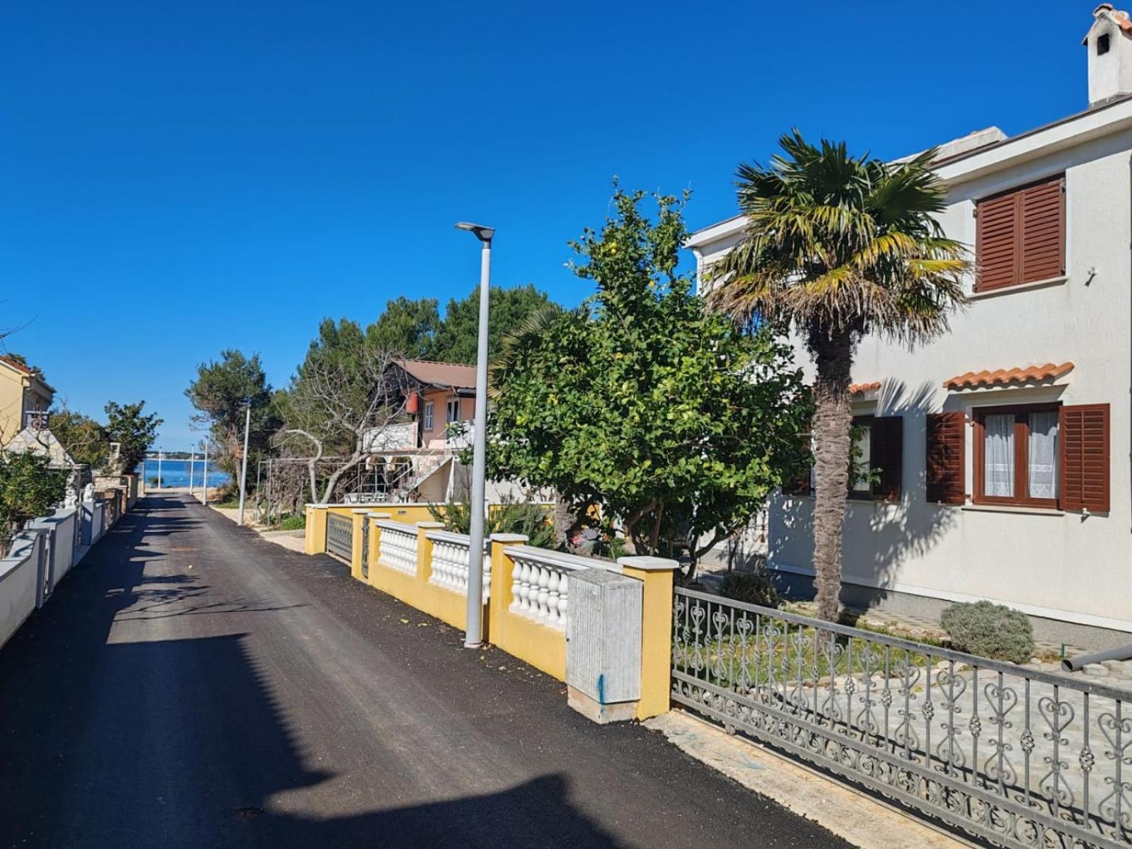 Apartman Car Vir Εξωτερικό φωτογραφία